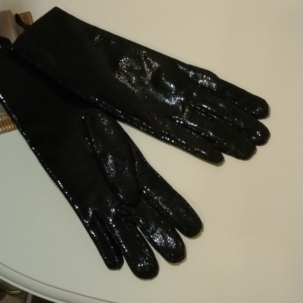 White House Black Market sparkling Black Snakeskin Gloves